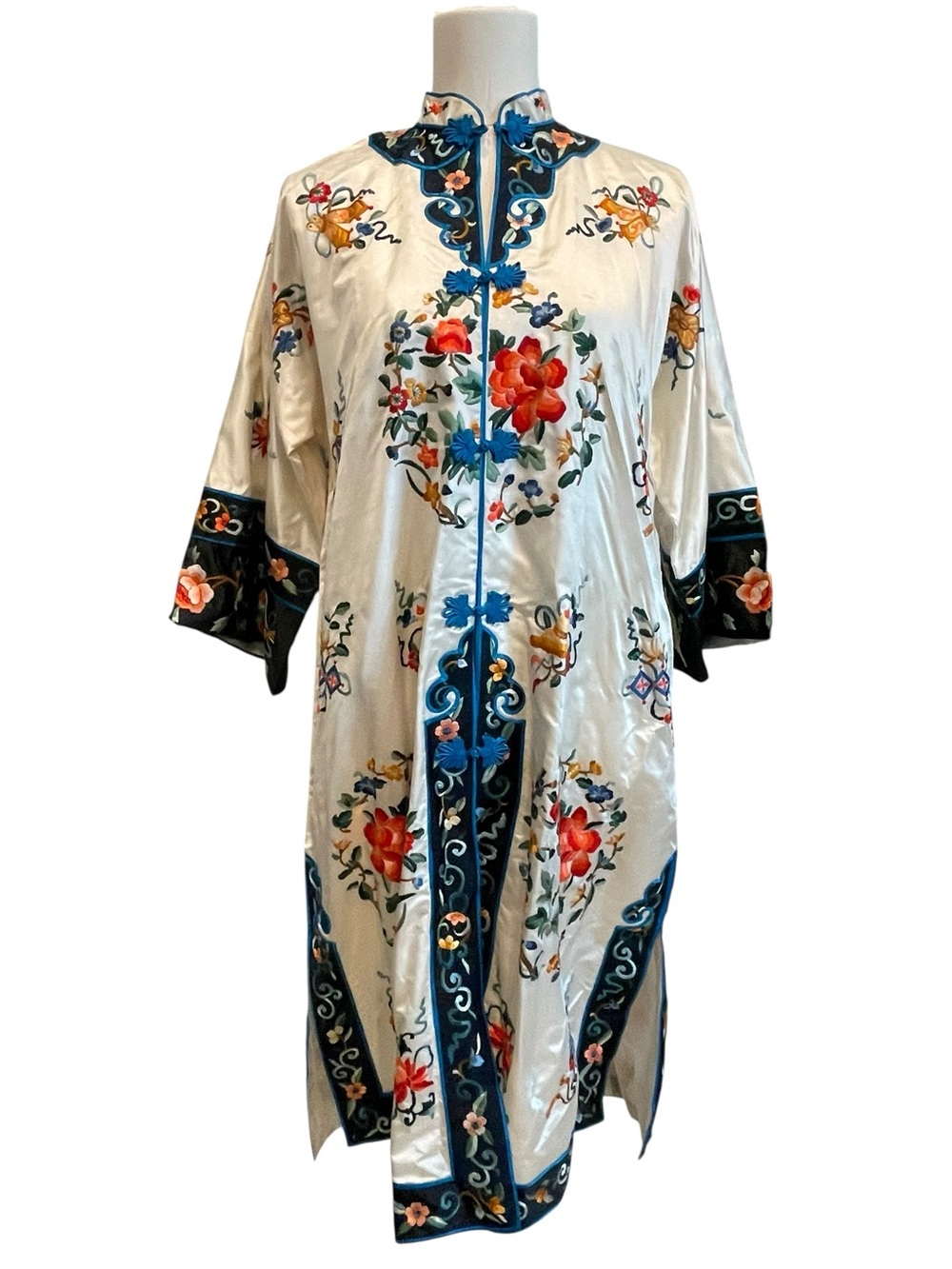 ESME Floral Embroidered Satin Robe - Elegant Women’s